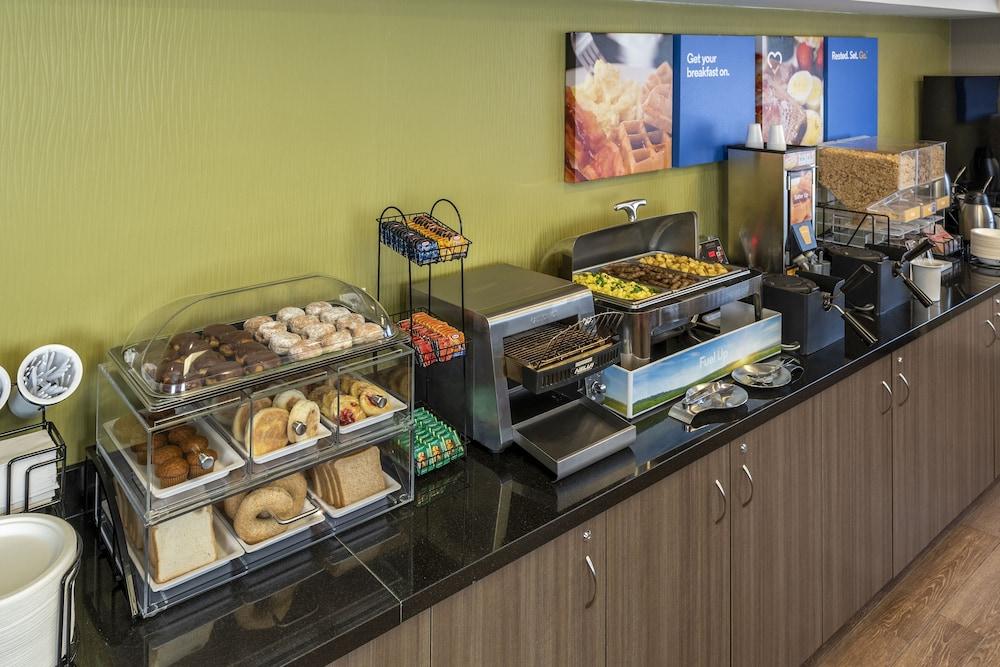 Comfort Inn Суифт-Каррент Экстерьер фото