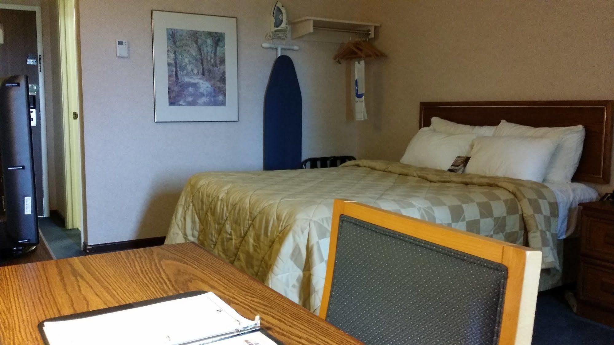 Comfort Inn Суифт-Каррент Экстерьер фото